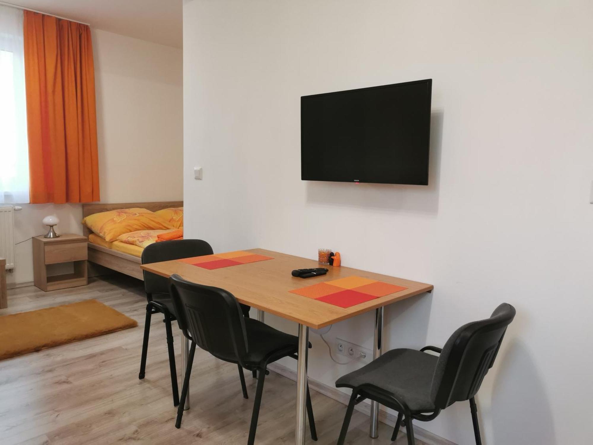 Comenius Apartments - Apartmany Na Rohu Svidnik Cameră foto