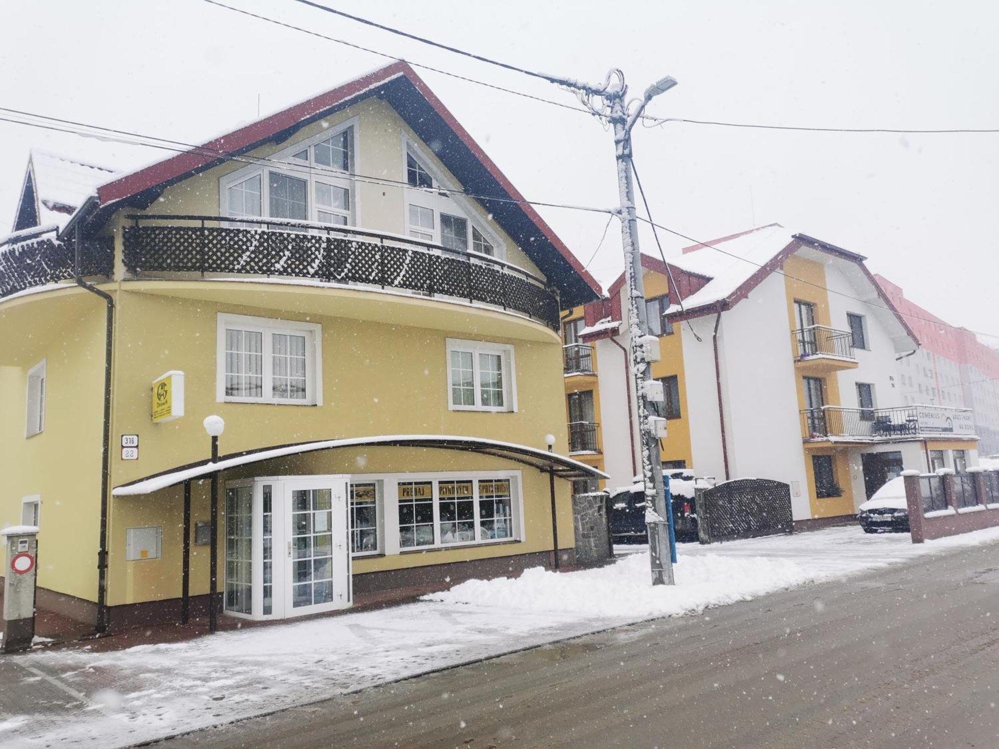 Comenius Apartments - Apartmany Na Rohu Svidnik Exterior foto